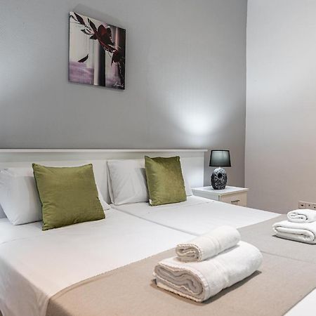 Waou Apartamentos En Sol Confort 4 Madrid Exterior photo
