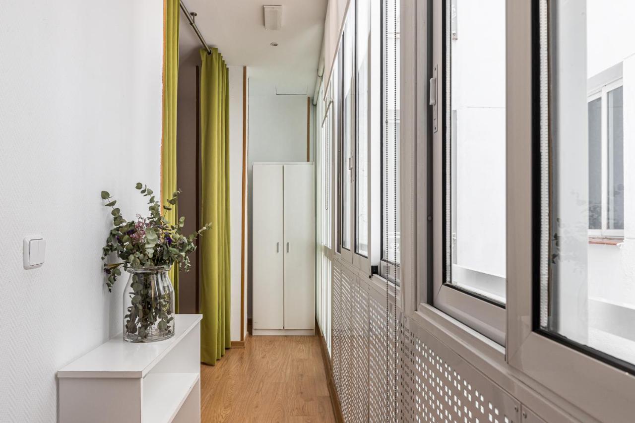 Waou Apartamentos En Sol Confort 4 Madrid Exterior photo